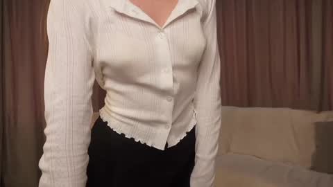 Tanya online show from April 24, 2026, 1:02 pm