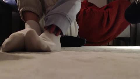 shywhitesocks online show from April 23, 2026, 7:49 pm