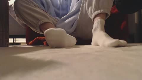 shywhitesocks online show from April 28, 2026, 9:20 pm