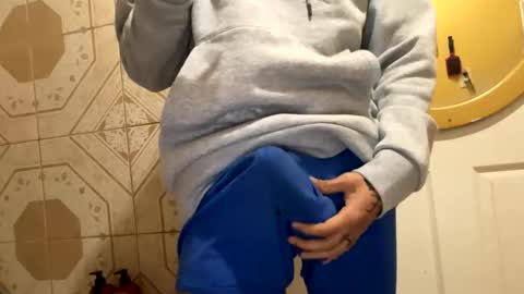 shyyyguyyy59 online show from February 18, 2026, 10:33 am