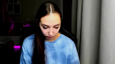 Snapshot of sia0610 chatting on October 20, 2025, 2:01 am SIA online show from October 20, 2025, 2:01 am