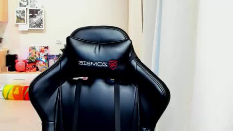 Snapshot of sia0610 chatting on November 2, 2025, 2:03 am SIA online show from November 2, 2025, 2:03 am