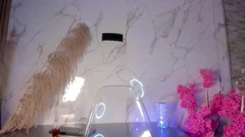 . online show from February 4, 2026, 1:11 am