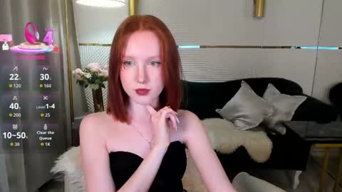 Snapshot of sia_hart chatting on June 20, 2026, 7:27 pm Sia online show from June 20, 2026, 7:27 pm