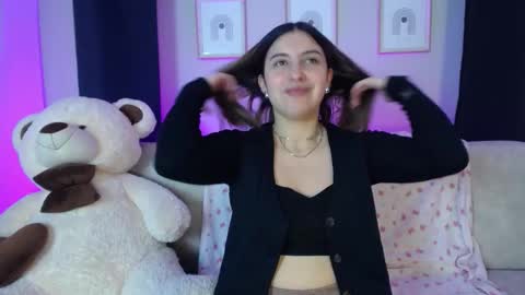 Snapshot of sia_wattson chatting on December 14, 2025, 10:25 pm Sia online show from December 14, 2025, 10:25 pm