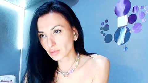 Snapshot of siaconna chatting on June 6, 2026, 7:46 am Siaconna online show from June 6, 2026, 7:46 am