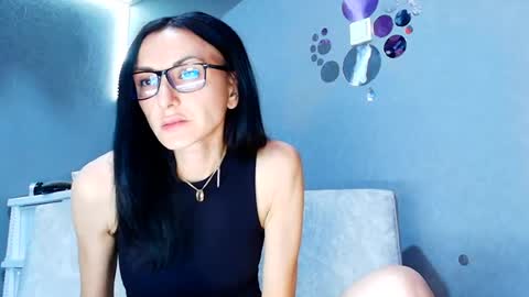 Snapshot of siaconna chatting on June 18, 2026, 8:14 am Siaconna online show from June 18, 2026, 8:14 am