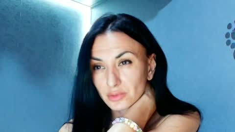 Siaconna online show from July 5, 2026, 9:05 am