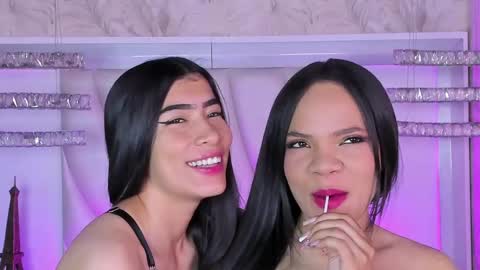 Siara and Zoe tattoo online show from April 28, 2026, 11:21 pm