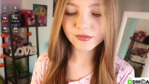 Vicki online show from April 26, 2026, 4:10 am