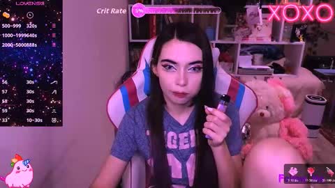 Snapshot of siashine chatting on December 5, 2025, 10:57 am siashine online show from December 5, 2025, 10:57 am