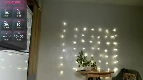 Snapshot of siberian_girl_ chatting on November 26, 2025, 1:39 am Eva online show from November 26, 2025, 1:39 am