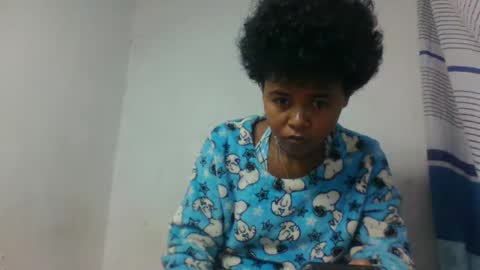 Snapshot of sidelinez chatting on May 12, 2026, 6:43 am sidelinez online show from May 12, 2026, 6:43 am