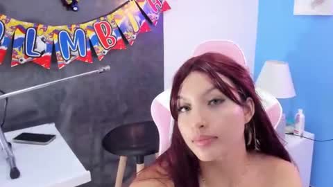 Snapshot of sidney_lux chatting on June 22, 2026, 4:09 am Sidney online show from June 22, 2026, 4:09 am
