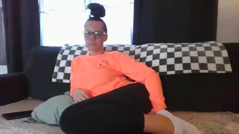 Snapshot of sidneyraee chatting on January 7, 2025, 6:35 pm Mrs. St. Patrickk online show from January 7, 2025, 6:35 pm