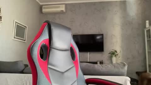 Snapshot of sidvicious23cm chatting on October 28, 2025, 10:52 am sidvicious23cm online show from October 28, 2025, 10:52 am