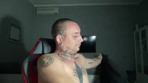 sidvicious23cm online show from February 3, 2026, 6:24 pm