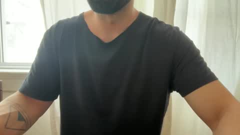 Snapshot of sie273 chatting on June 1, 2026, 8:32 pm sie273 online show from June 1, 2026, 8:32 pm