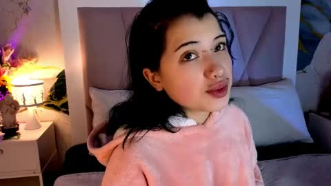 Snapshot of sienna_desiree chatting on June 8, 2026, 12:16 pm Sienna Desieree online show from June 8, 2026, 12:16 pm