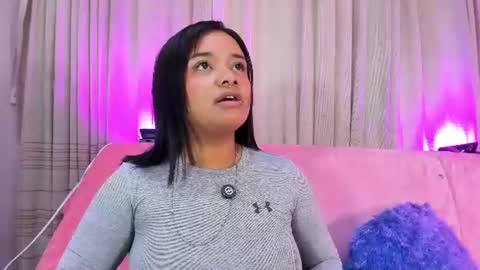 Snapshot of sienna_lux01 chatting on June 14, 2026, 2:24 am sienna_lux01 online show from June 14, 2026, 2:24 am