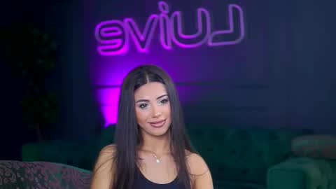 Snapshot of siennaruh chatting on November 8, 2025, 11:32 am Sienna online show from November 8, 2025, 11:32 am