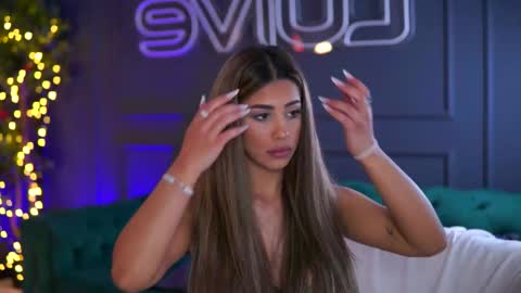 Snapshot of siennaruh chatting on January 19, 2026, 11:14 am Sienna online show from January 19, 2026, 11:14 am