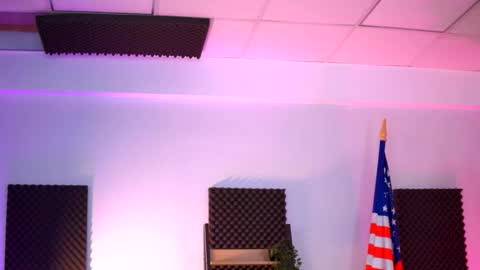 Snapshot of siennaruh chatting on February 21, 2026, 11:33 am Sienna online show from February 21, 2026, 11:33 am