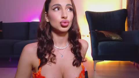 Snapshot of siennastarrr chatting on June 29, 2026, 9:15 pm Sienna online show from June 29, 2026, 9:15 pm