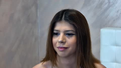 Snapshot of sierra_halle chatting on January 23, 2025, 11:05 pm SIERRA online show from January 23, 2025, 11:05 pm