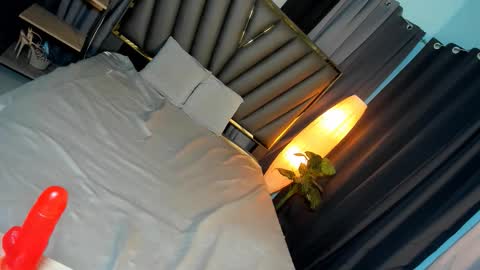 Belle online show from September 24, 2025, 10:51 am