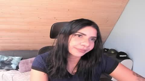 Snapshot of siirena chatting on April 1, 2026, 8:26 am siirena online show from April 1, 2026, 8:26 am