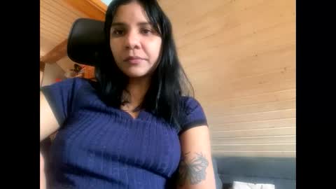 Snapshot of siirena chatting on April 3, 2026, 2:15 pm siirena online show from April 3, 2026, 2:15 pm