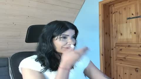 Snapshot of siirena chatting on April 7, 2026, 8:48 am siirena online show from April 7, 2026, 8:48 am