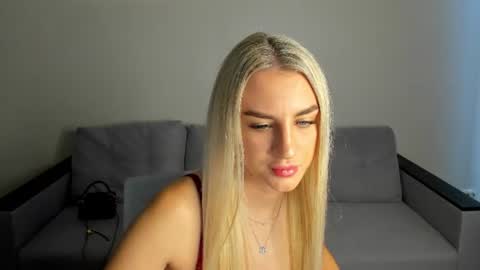 Snapshot of silen_tori chatting on June 17, 2026, 8:50 am Silen online show from June 17, 2026, 8:50 am