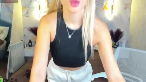 Silen online show from July 16, 2026, 1:22 am