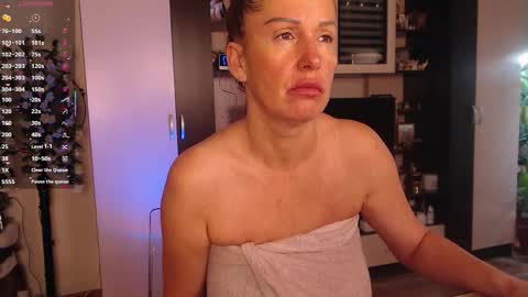 Snapshot of silenaa_sloussen chatting on September 16, 2025, 4:46 am silenaa_sloussen online show from September 16, 2025, 4:46 am