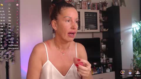 Snapshot of silenaa_sloussen chatting on November 22, 2025, 5:06 am silenaa_sloussen online show from November 22, 2025, 5:06 am