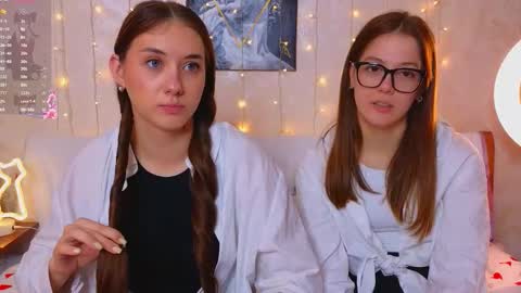 Megan  Pamela online show from March 11, 2026, 1:06 pm