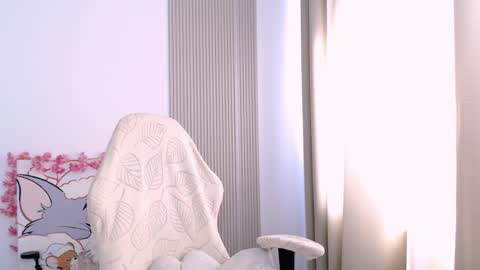 silk_ann online show from April 30, 2026, 9:26 am