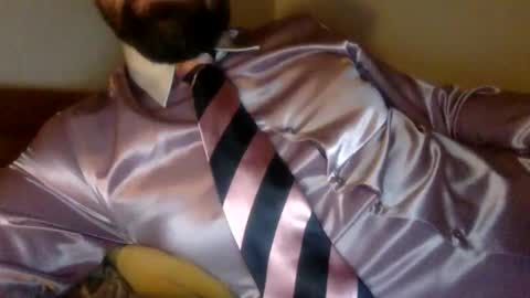 Snapshot of silktie chatting on June 2, 2026, 11:51 pm satinsub online show from June 2, 2026, 11:51 pm