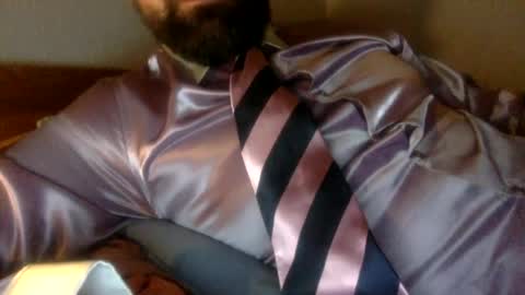 Snapshot of silktie chatting on July 17, 2026, 9:19 pm satinsub online show from July 17, 2026, 9:19 pm