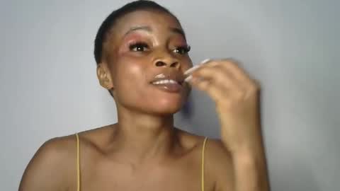 Snapshot of silm_baddie14 chatting on April 28, 2026, 7:08 pm slim daddie14 online show from April 28, 2026, 7:08 pm