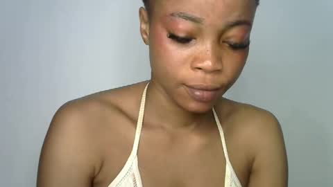 Snapshot of silm_baddie14 chatting on May 3, 2026, 12:22 pm slim daddie14 online show from May 3, 2026, 12:22 pm