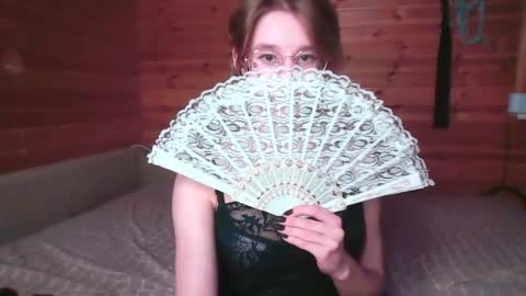 Kate online show from May 2, 2026, 5:29 pm