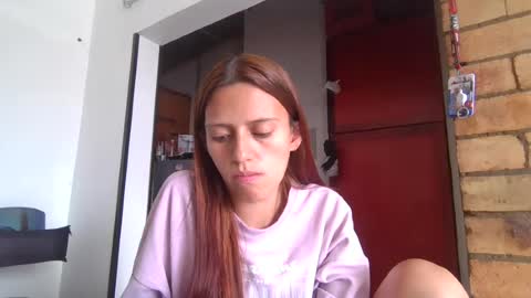 Snapshot of silvanaroberts_ chatting on June 19, 2026, 6:56 pm Rouse online show from June 19, 2026, 6:56 pm