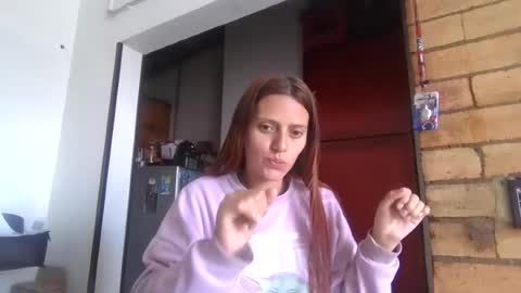 Snapshot of silvanaroberts_ chatting on June 20, 2026, 4:32 pm Rouse online show from June 20, 2026, 4:32 pm
