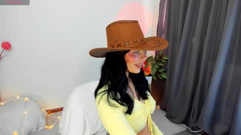 Silvanna online show from October 24, 2025, 4:36 pm