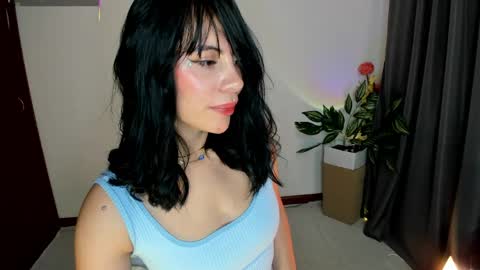 Silvanna online show from May 29, 2026, 9:35 pm