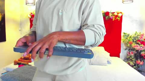 Snapshot of silvannafit chatting on June 7, 2026, 9:13 am Silvana Fit online show from June 7, 2026, 9:13 am