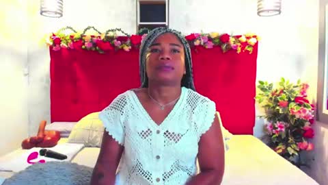 Snapshot of silvannafit chatting on June 15, 2026, 9:11 am Silvana Fit online show from June 15, 2026, 9:11 am